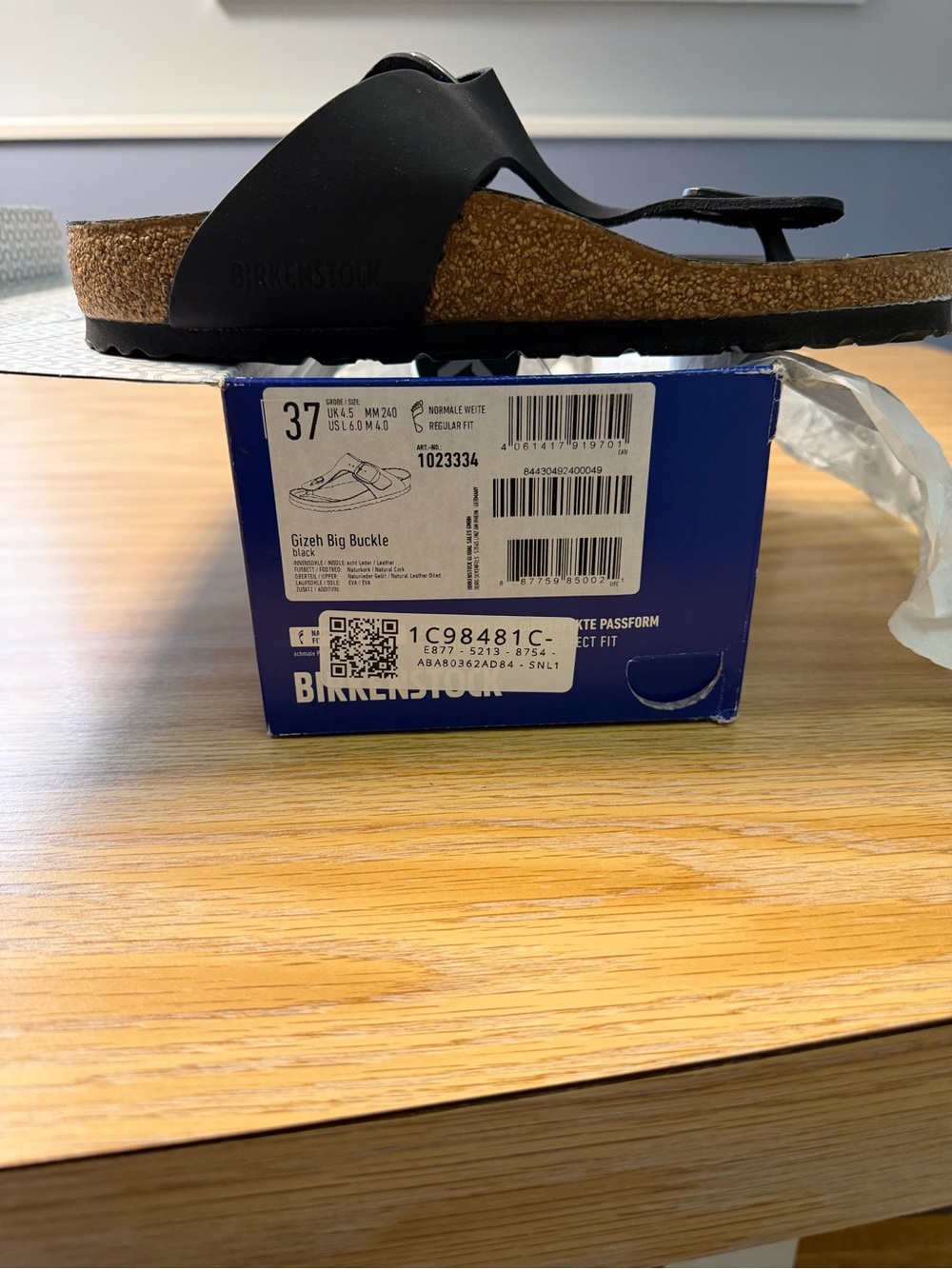 Birkenstock Gizeh Big Buckle Sandal in Black